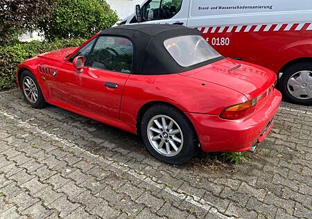 BMW Z3 Roadster 1.8 Motor und Getriebe läuft