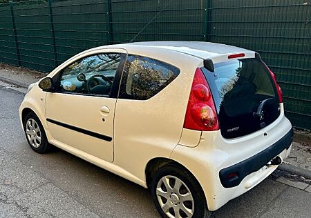 Peugeot 107 TÜV 04.28*Klima*2. Hd.*Service neu*ESP