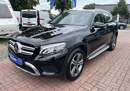 Mercedes-Benz GLC 220 d 4Matic+NAVI+PANORAMA+LEDER+AHK+TEMPOM.