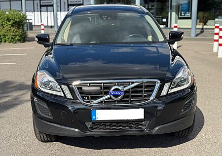 Volvo XC 60 XC60 D5 AWD Geartronic Summum Summum