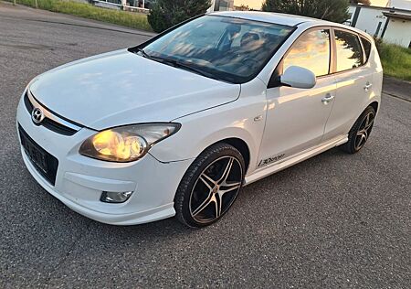 Hyundai i30 Comfort Leder Gas