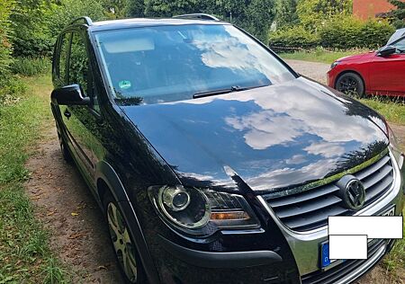 VW Touran Volkswagen Cross 1.6