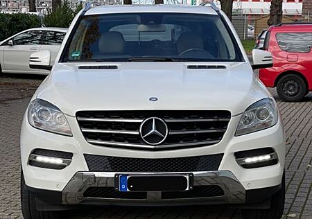 Mercedes-Benz ML 250 BlueTEC 4MATIC -