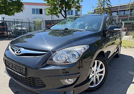 Hyundai i30 CW 1.6 66 kW*KLIMA*PDC*SZH*TÜV 03/2026