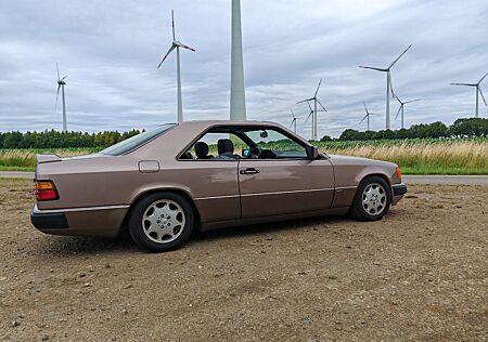 Mercedes-Benz CE 220
