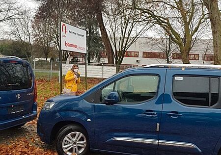 Toyota Pro Ace Proace City 1,2-l-Turbo 81kW L1 Team Deutsch...
