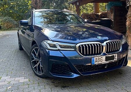 BMW 530e xDrive Touring MwSt, 0,5%, AHK M Paket HUD