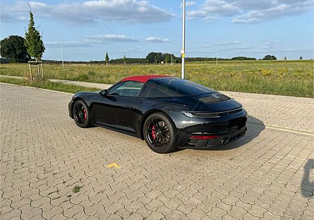 Porsche 992 Targa 4 GTS Targa GTS 1. Hand Deutsches Auto