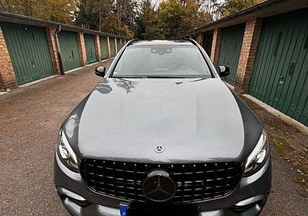 Mercedes-Benz GLC 63 AMG Mercedes-AMG GLC 63 S 4MATIC E+ Aut..