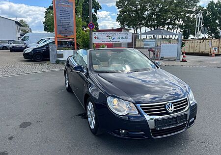 VW Eos Volkswagen 2.0 TDI Individual / Leder / Klima / PDC