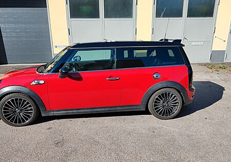 Mini John Cooper Works Clubman Cooper Works Clubman - Fahrspaß pur