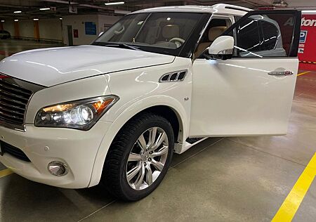 Infiniti QX80