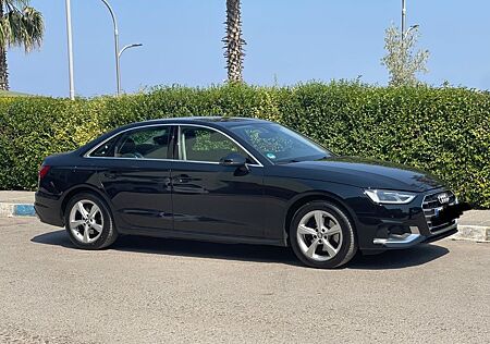 Audi A4 30 TDI S tronic advanced