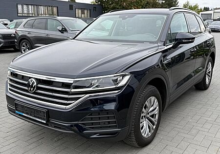 VW Touareg Volkswagen 4Motion 3.0 V6 TDI /AHK/ACC/LANE/LEDER/