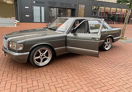 Mercedes-Benz 300 SE W 126 Automatik Klima