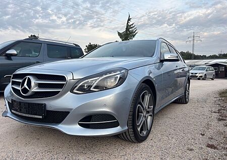 Mercedes-Benz E 300 T-Modell BlueTec,Leder,LED,Luftfederung