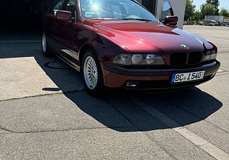 BMW 540i V8 E39