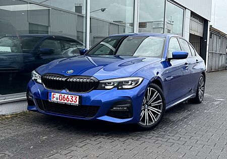BMW 320d Lim. M-Paket/LED/Leder/Kamera/HUD