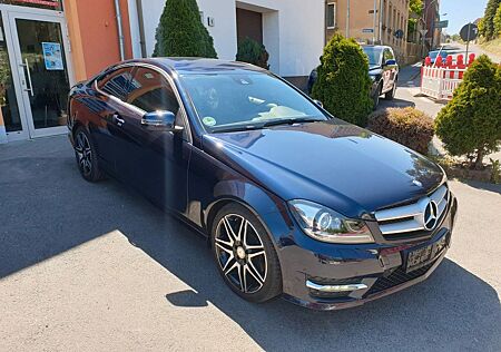 Mercedes-Benz C 350 BlueEFFICIENCY Coupé AMG Xenon