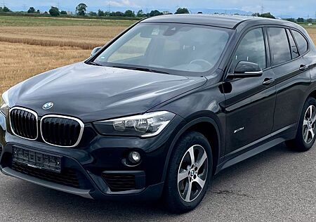 BMW X1 sDrive18d Sport Line Navi Kamera AHK