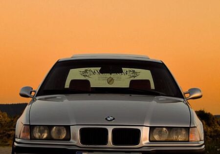 BMW 325i E36 Sammlerzustand M Paket BBS