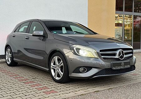 Mercedes-Benz A 200 / AMG Line*Sportsitze*Navi*Bi-Xenon*2 Hand