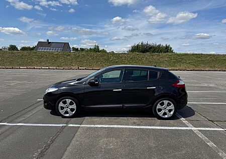 Renault Megane ||| Dynamique / Navi / Lim. 5-trg.