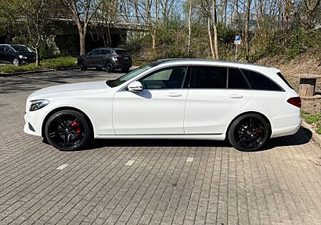 Mercedes-Benz C 220 d 4MATIC T AVANTGARDE Autom. AVANTGARDE