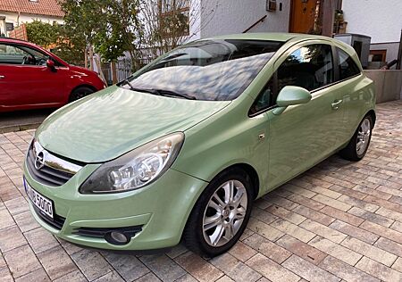 Opel Corsa 1.4 Twinport Cosmo Automatik Cosmo