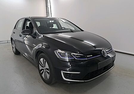 VW Golf Volkswagen VII E- * NAVIGATION * ALU * LED