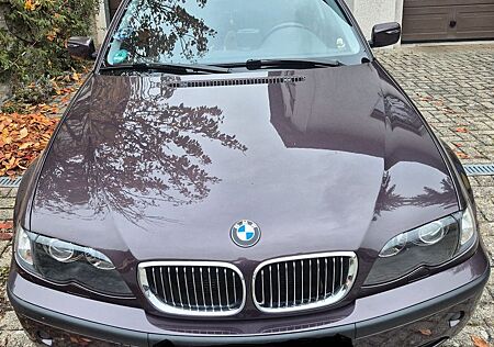 BMW 320i -