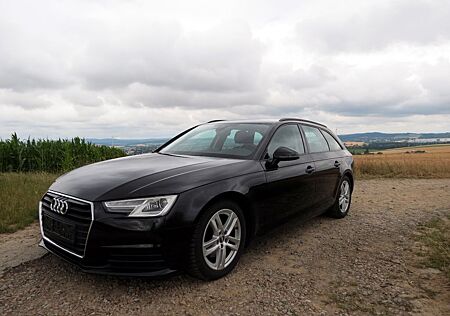 Audi A4 2.0 TDI Avant, AHK, AGR neu, 8-fach bereift