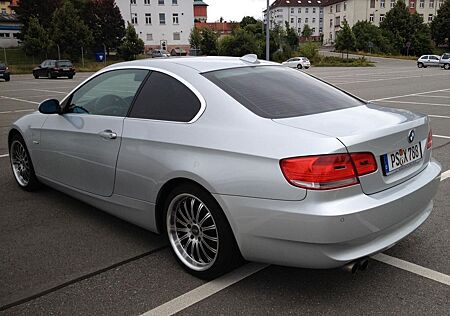 BMW 325i Coupé -