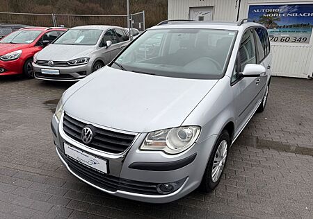 VW Touran Volkswagen Conceptline