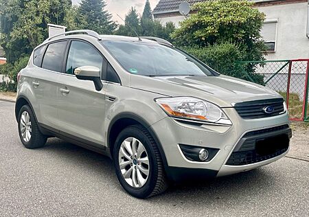 Ford Kuga 2,0 TDCi 2x4 Titanium 1 Hand AHK