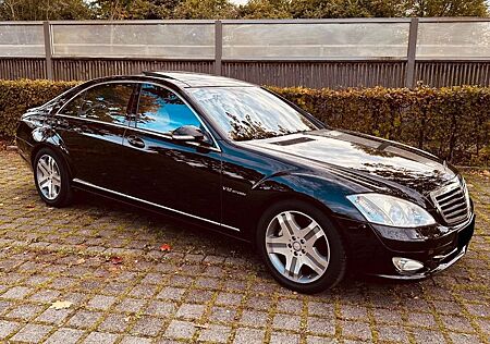 Mercedes-Benz S 600 L -
