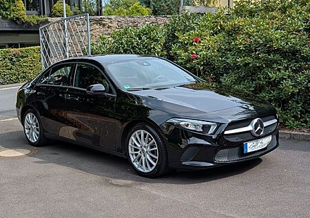 Mercedes-Benz A 180 - Limousine - Baureihe V177