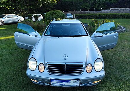 Mercedes-Benz CLK 230 KOMPRESSOR AVANTGARDE/VOLLASSTATTUNG