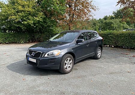 Volvo XC 60 XC60 D3 AWD Geartronic Kinetic Polestar