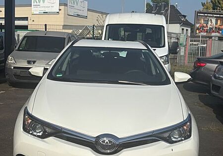 Toyota Auris Touring Sports .1.3.78000Km Scheckheft