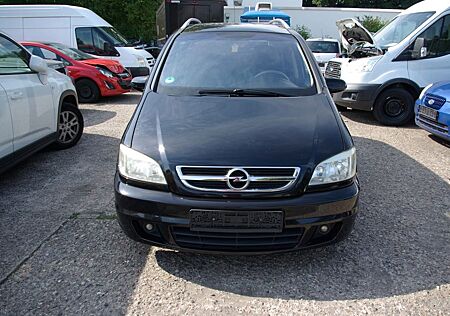 Opel Zafira 1.8 16V Executive