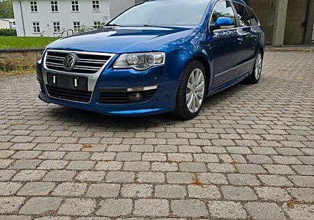VW Passat Variant Volkswagen 2.0 TDI DPF DSG 125kW R-Line ...