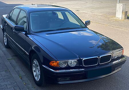 BMW 728i E38 Facelift 1HAND DoppelVerglasng Schalter