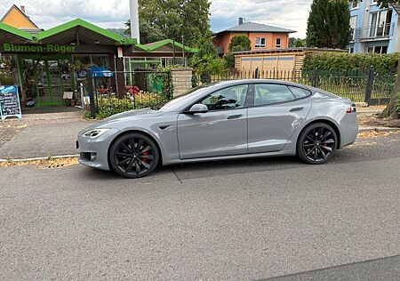 Tesla Model S P100D P