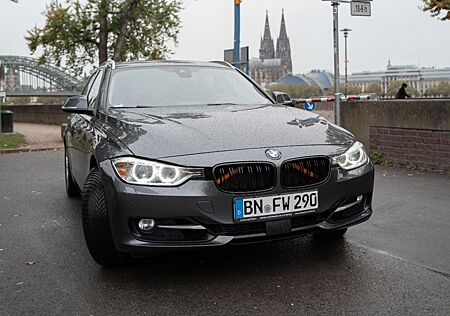 BMW 320i xDrive Touring Sport Line Sport Line