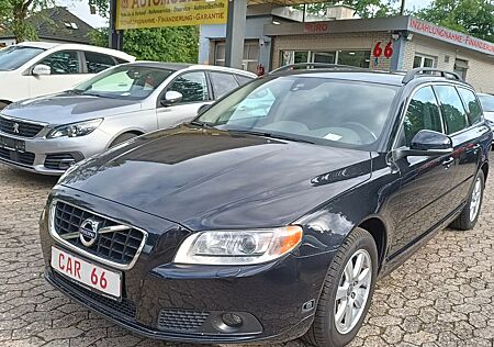 Volvo V70 T4 Momentum / NAVI /