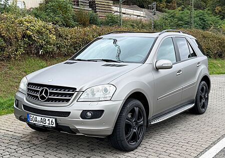 Mercedes-Benz ML 280 CDI Mattlackeriung