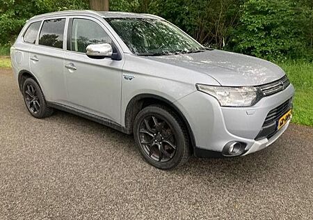 Mitsubishi Outlander 2.0 PHEV Executive Edition X-Line