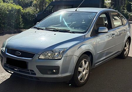 Ford Focus 1,6 Ghia Ghia