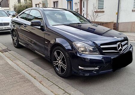 Mercedes-Benz C 220 d Coupé AMG line | Festpreis